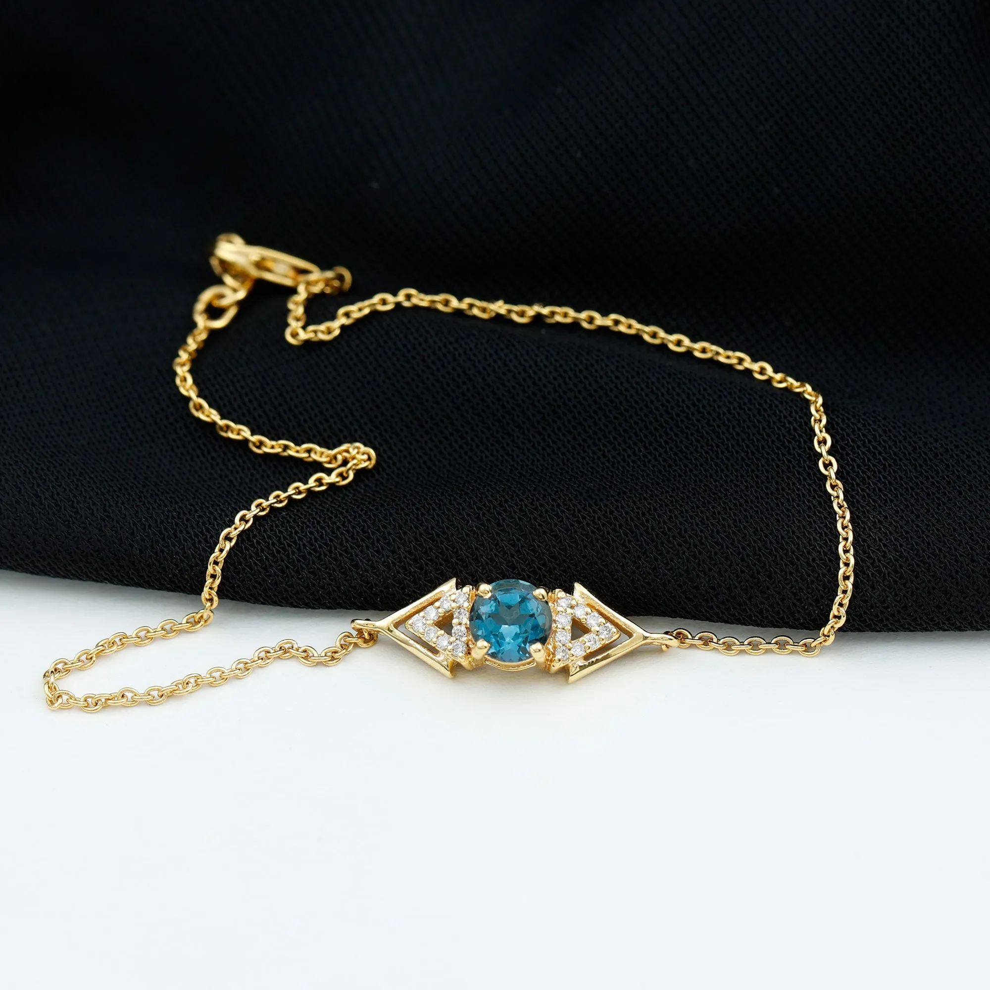 0.75 CT Minimal London Blue Topaz and Diamond Geometric Chain Bracelet