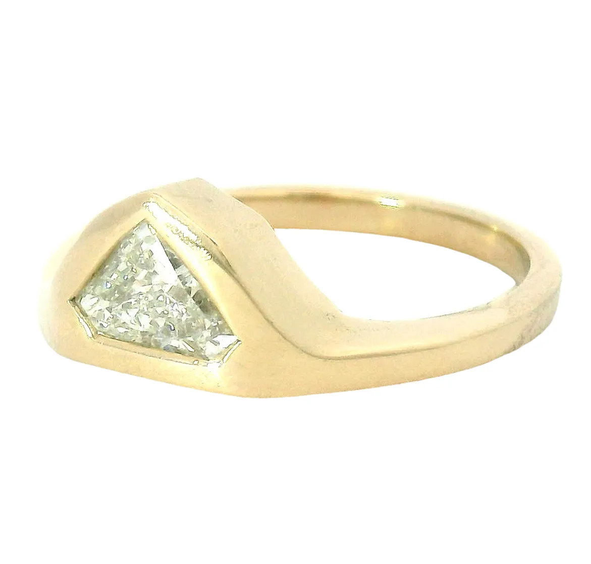 Armadura Diamond Solitaire