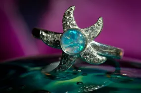 Bedazzled Starfish Ring with Cremation Ashes