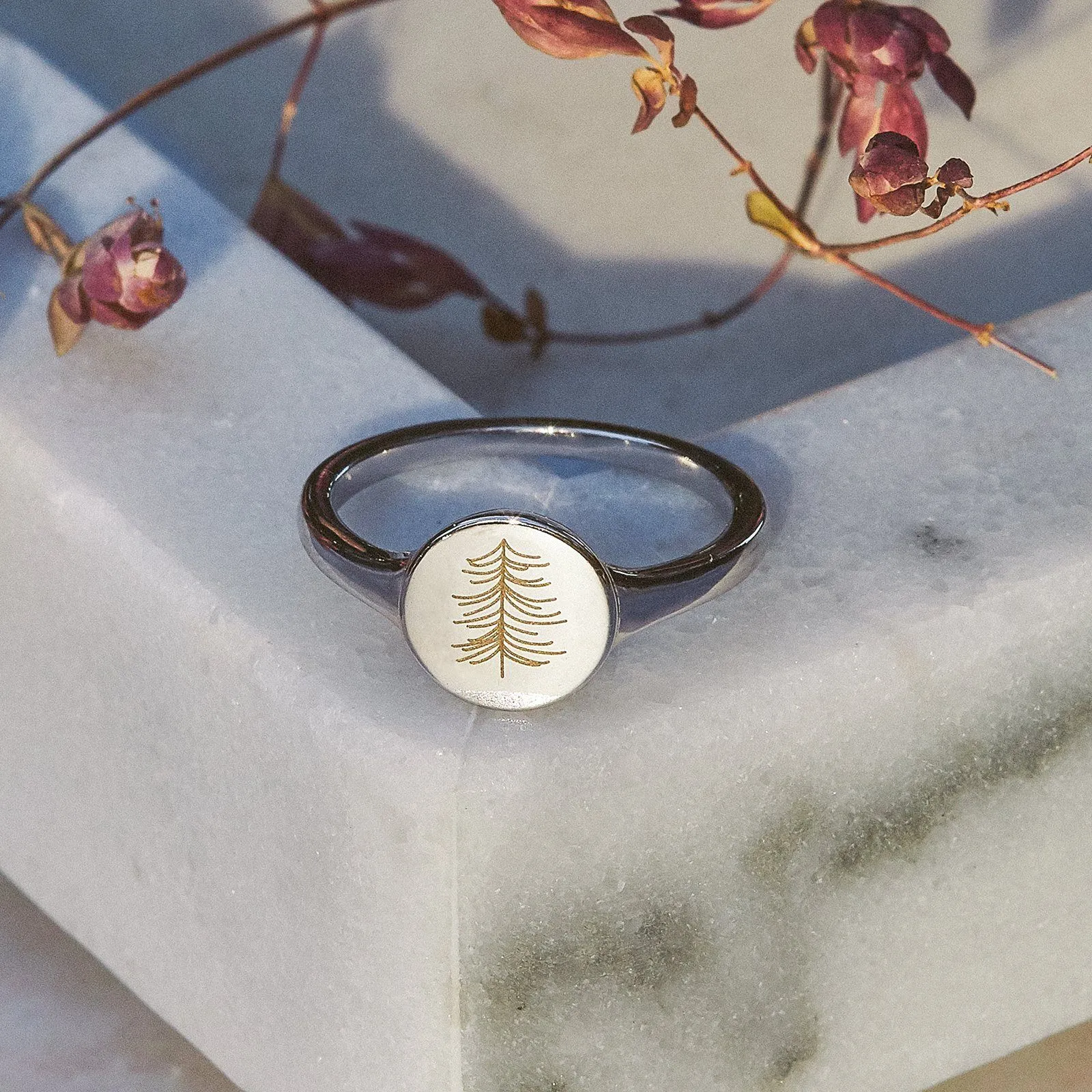 Engravable Signet Ring