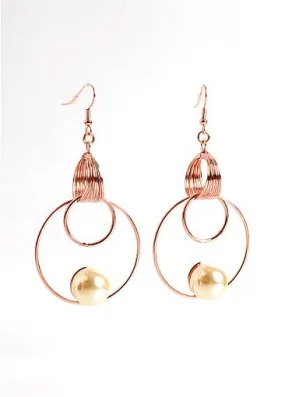 Fashion Stunning Vintage Style Pearl Earrings Adorned With Brass Circles