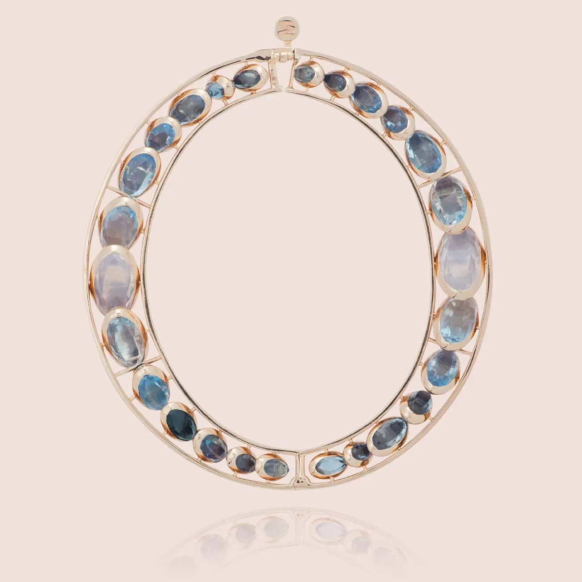 Front Dancing Rigid Bracelet