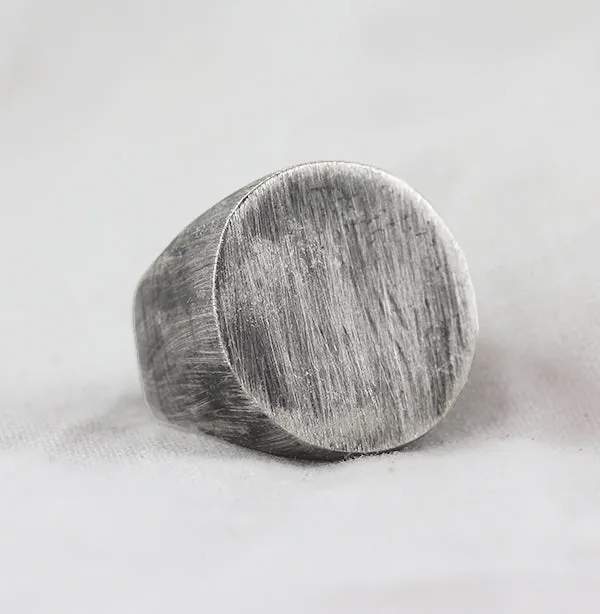 Full Moon Ring | Location