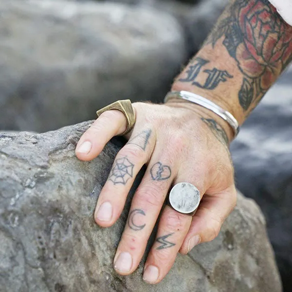 Full Moon Ring | Location