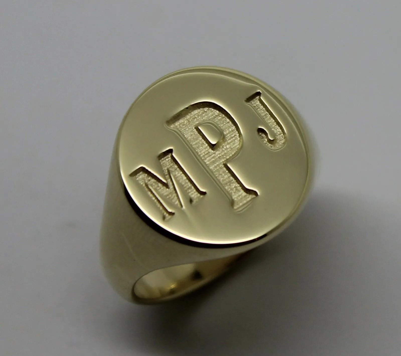 Full Solid Heavy New 14ct Yellow, Rose or White Gold Oval Signet Ring Size K   Engraving