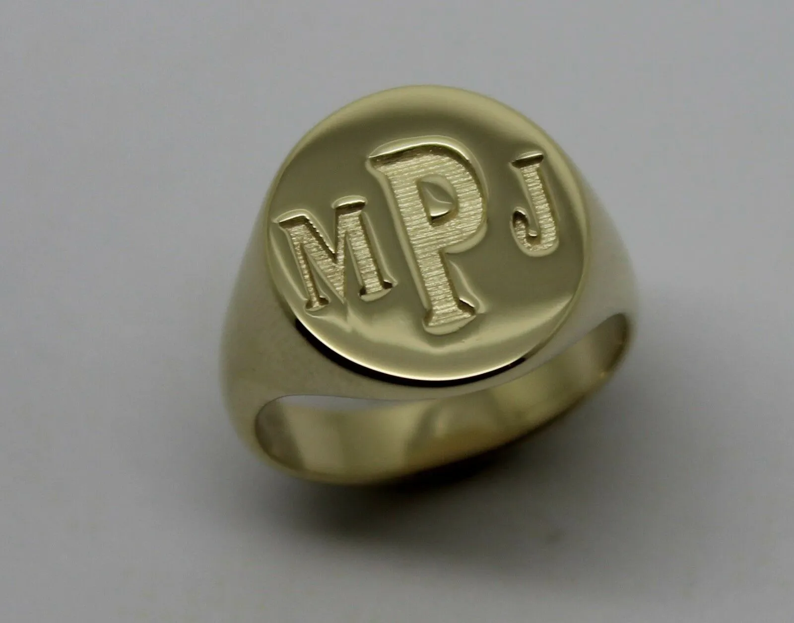Full Solid Heavy New 14ct Yellow, Rose or White Gold Oval Signet Ring Size K   Engraving