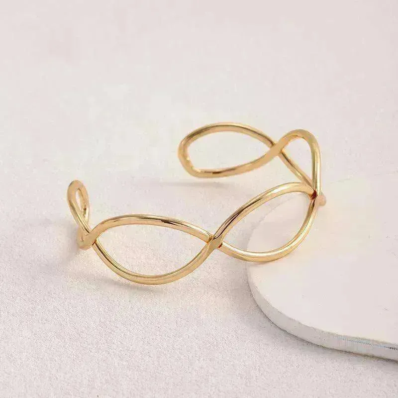 Irregular Gold Wave Bracelet Adjustable