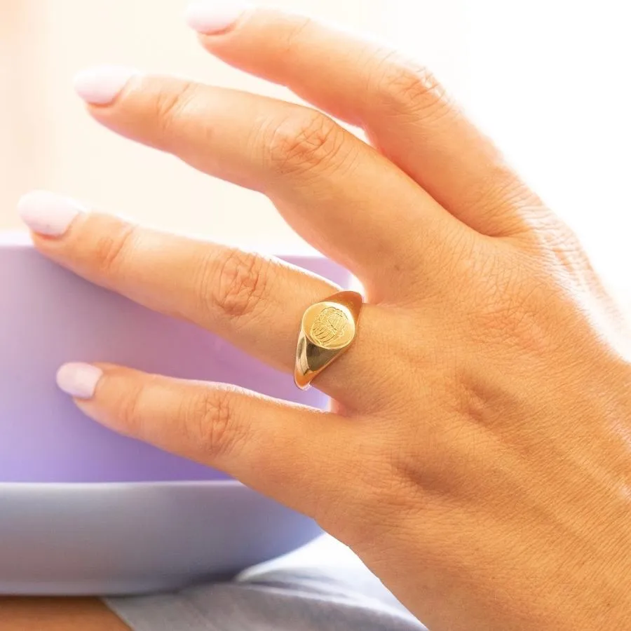 Pancake Engraved Signet Ring