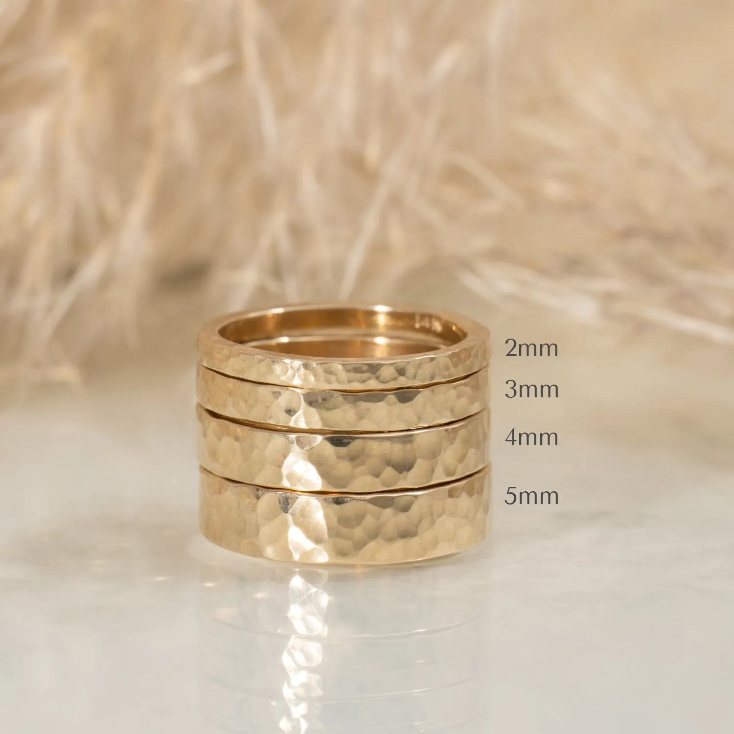 Pebble 5mm Gold Wedding Band