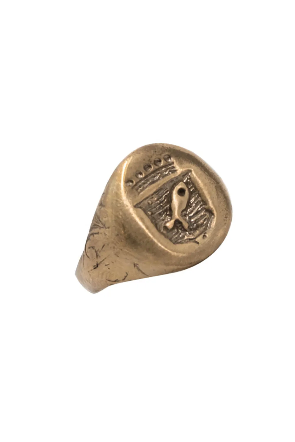 Regale Ring