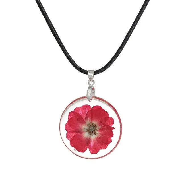 Resin Dried Flower Daisy Necklace