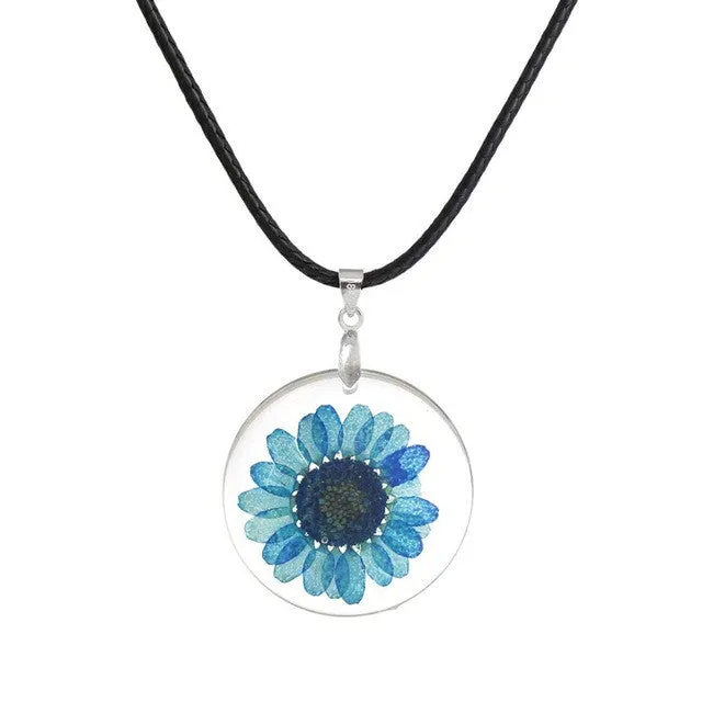 Resin Dried Flower Daisy Necklace
