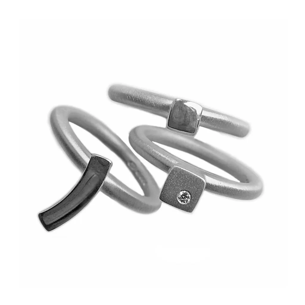 Satin silver ring with diamond & silver detail