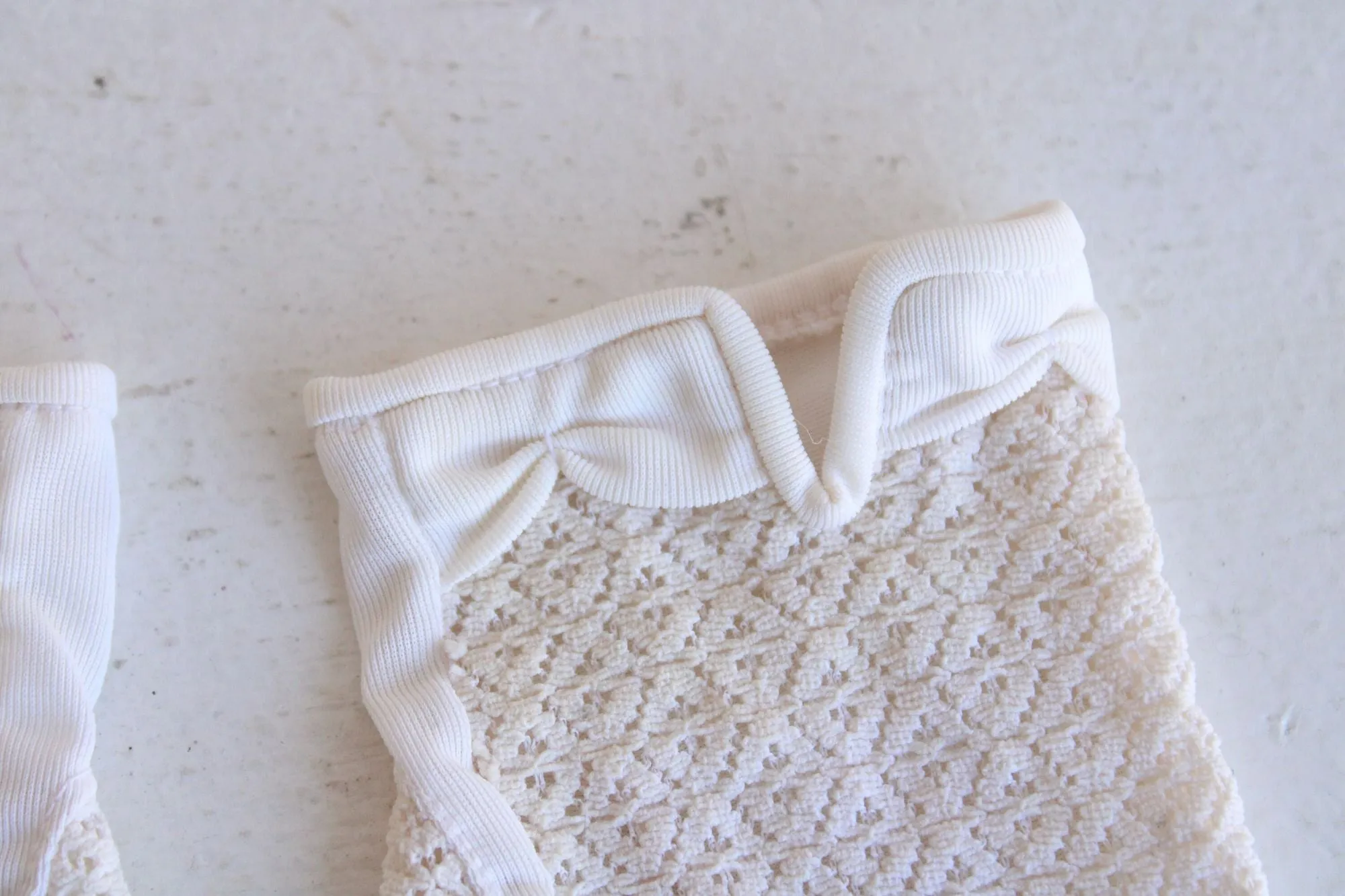 Vintage 1960s Gloves With Lace Backs
