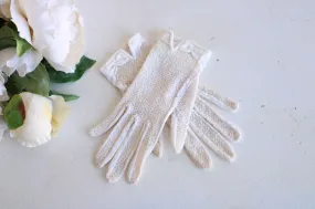 Vintage 1960s Gloves With Lace Backs