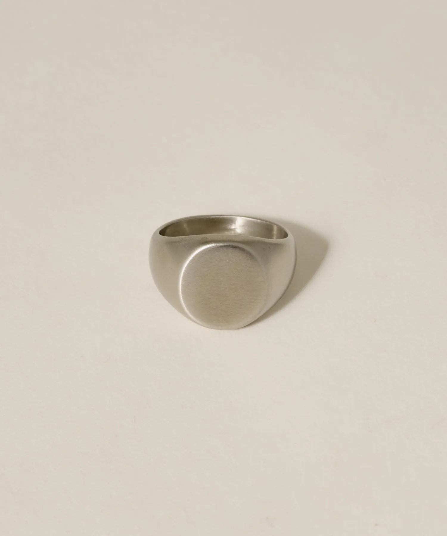 Vintage Circle Signet Ring［Stainless］