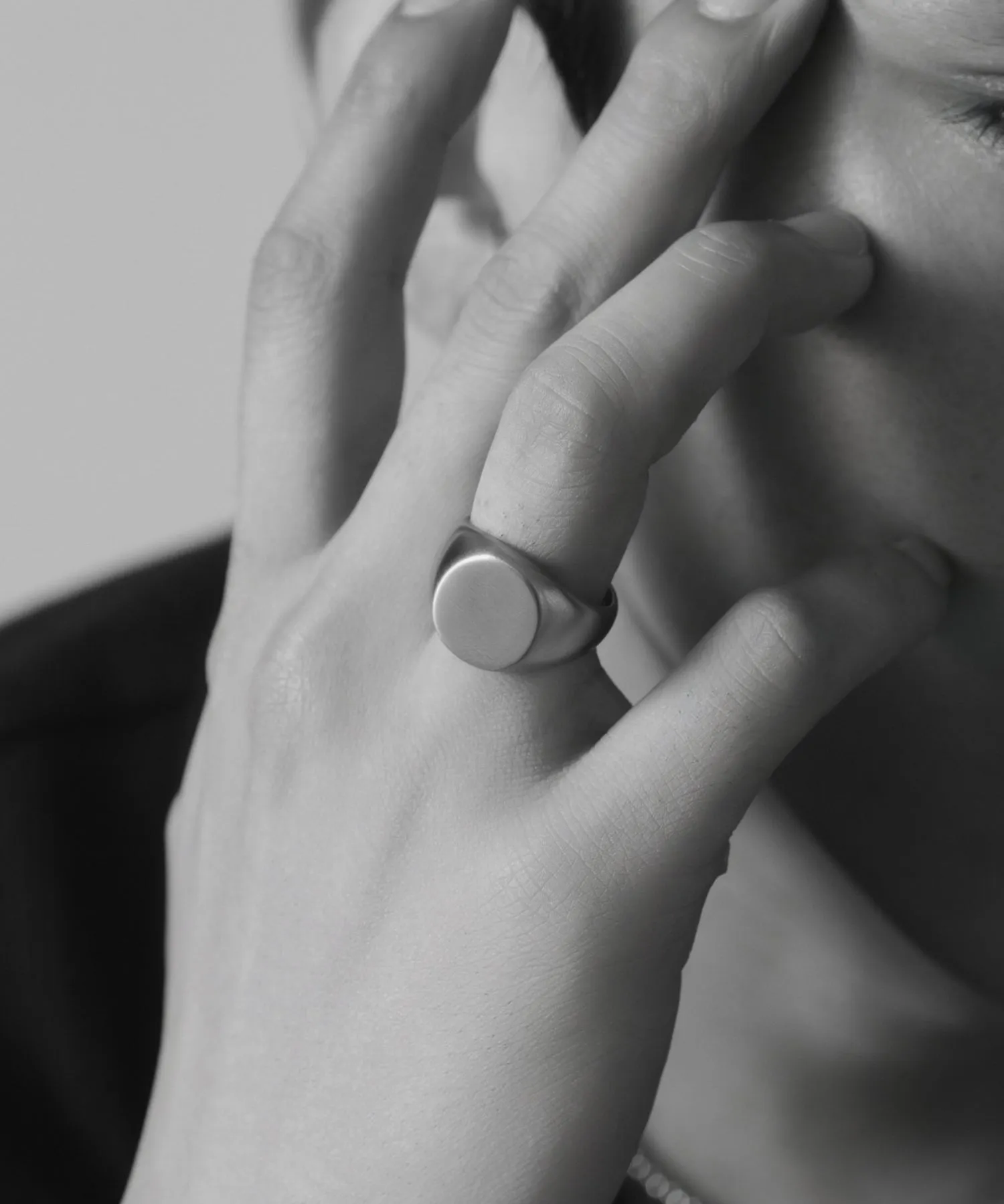 Vintage Circle Signet Ring［Stainless］