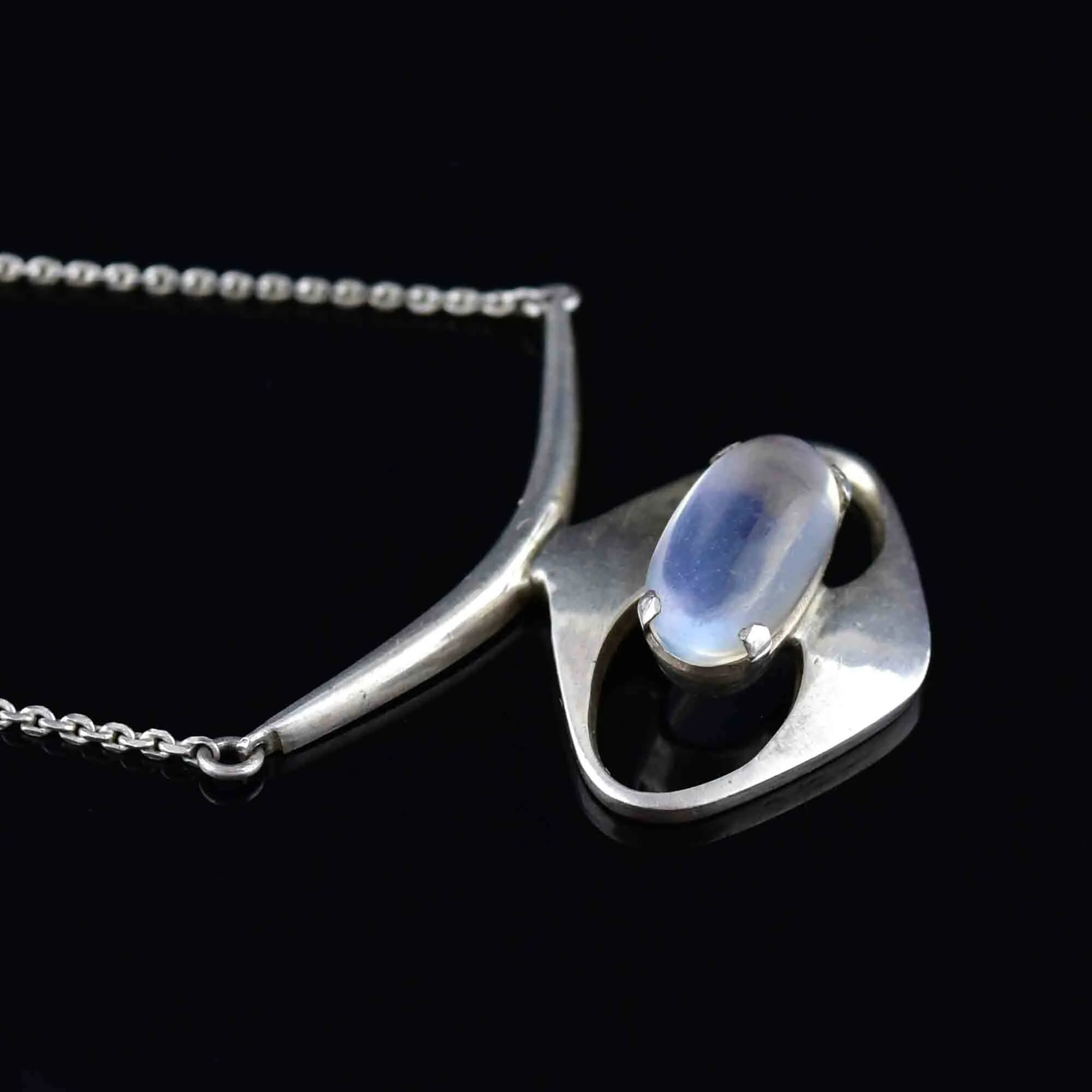 Vintage Sterling Silver Modernist Moonstone Necklace