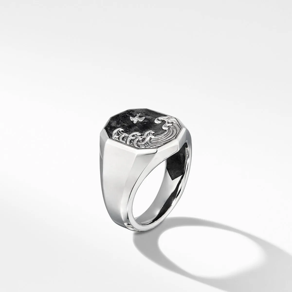 Waves Signet Ring with Forged Carbon